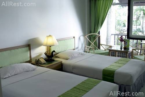 White House Resort 6